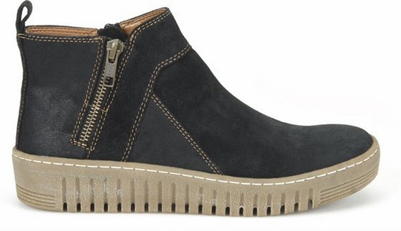 Comfortiva Women's Hartwick Black Suede orthopedic