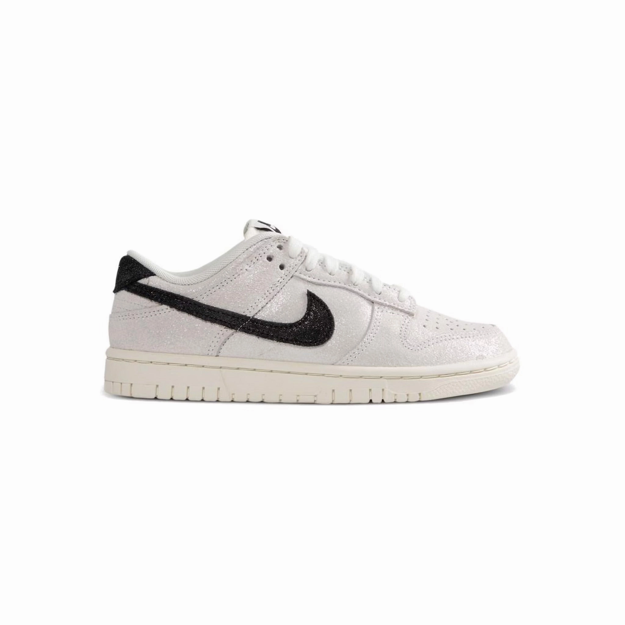 Neutral Arch Nike Dunk Low SE White Black Team Red (Women's)
