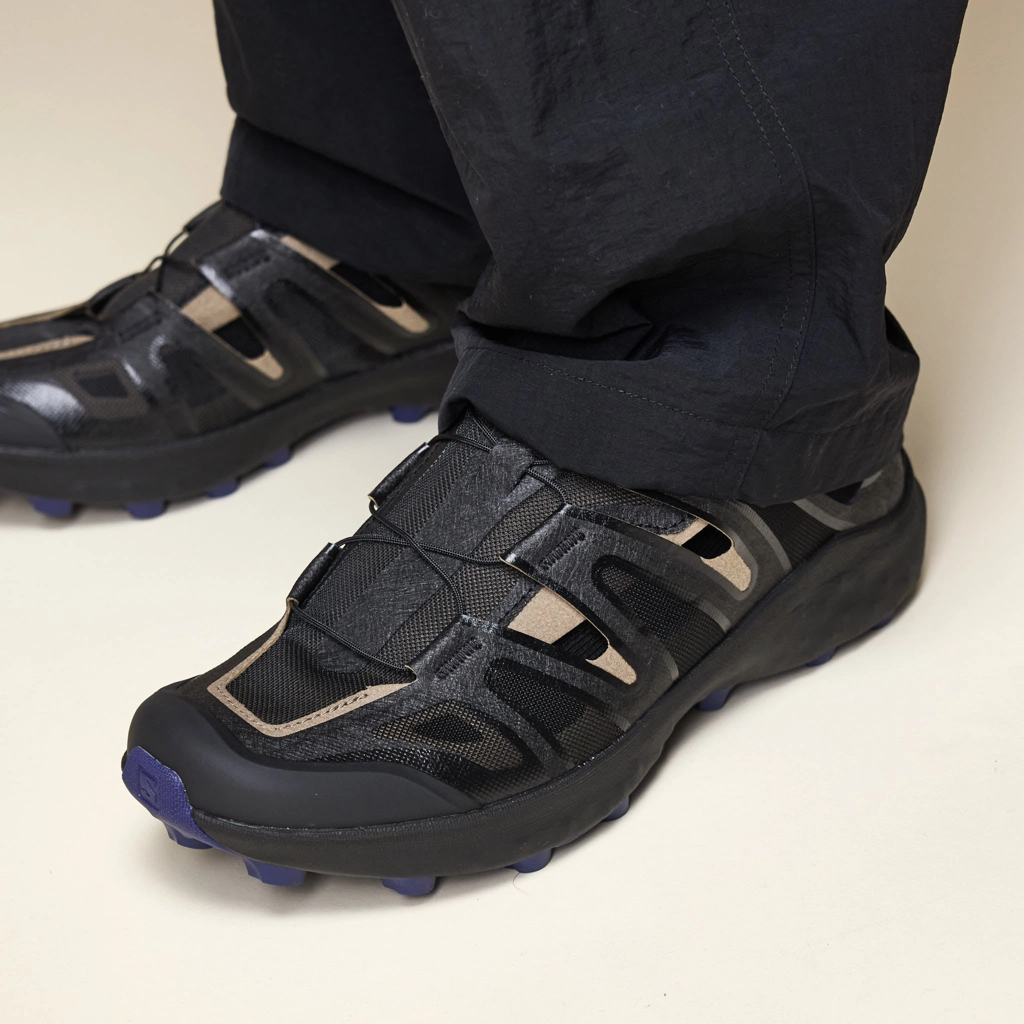 Weatherproof Hiking Boot Mountain Explorer Salomon Advanced - Udara Advanced - Black / Fallen Rock / Astral Aura