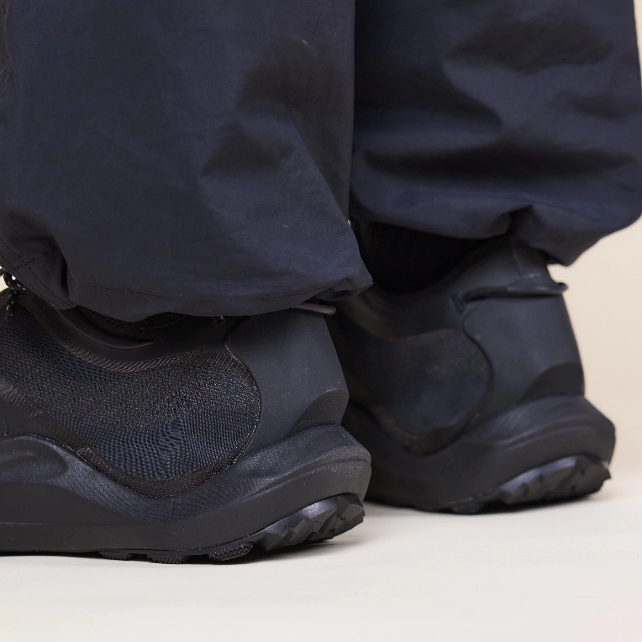 Roa Hiking - Sella Hiking Trainer  - Black Storm Ready