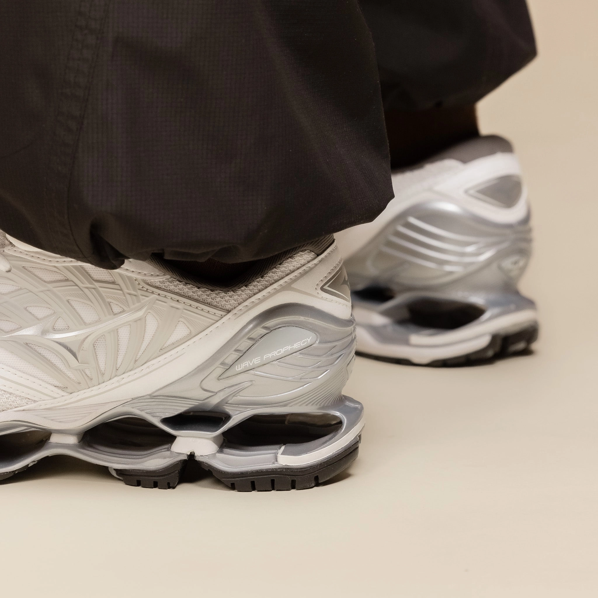 Mizuno - Wave Prophecy LS - White / Silver / Harbour Mist Fresh Drop