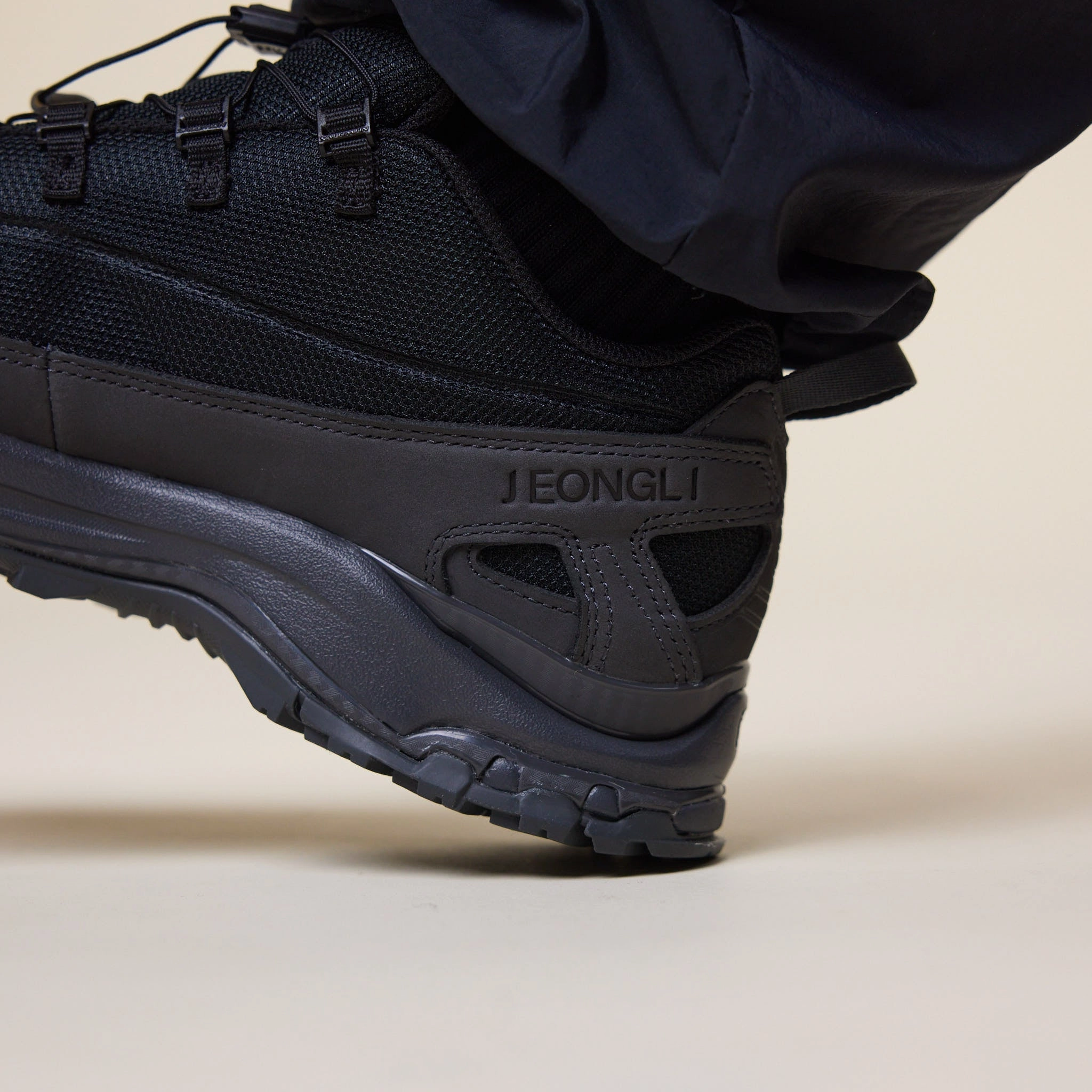 Salomon Advanced x JEONG LI - XA Pro 3D - Black / Asphalt evening run